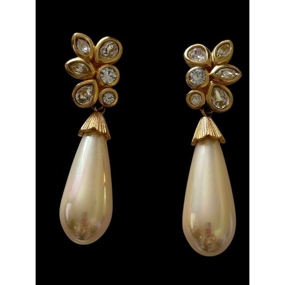 Christian Dior Signed Crystal Pearl Gold Tone Dangle Clip Earrings Crystal Vtg - Picture 4 of 14